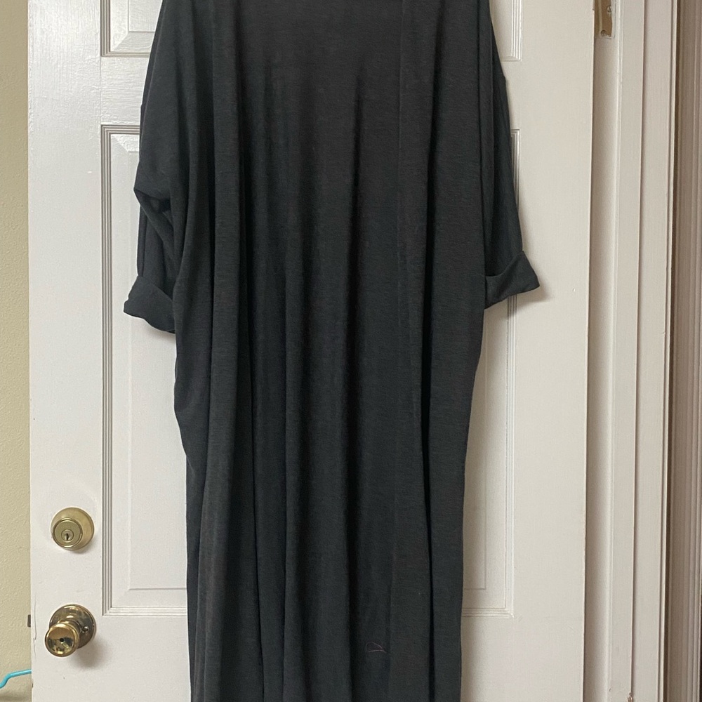 New York and Co charcoal gray 3/4 sleeve cardigan
